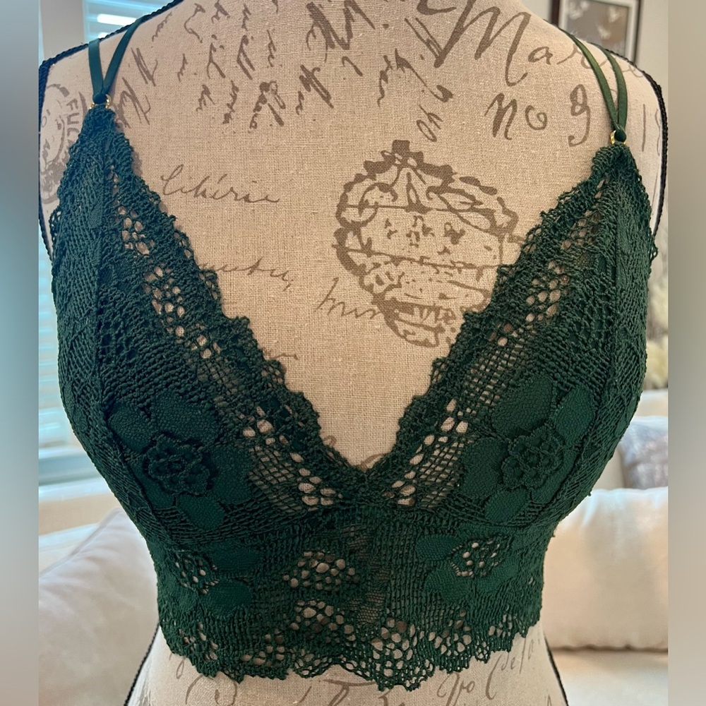 aerie Bralette Green Lace Padded Racerback